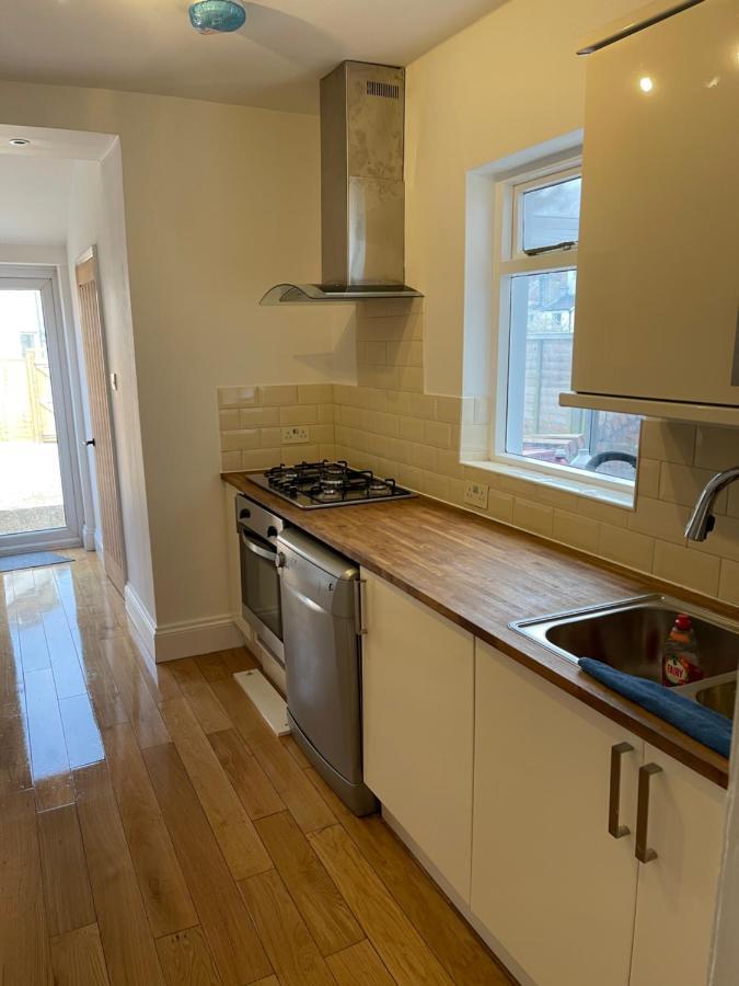 Lovely Room In Bristol 5 Exterior photo